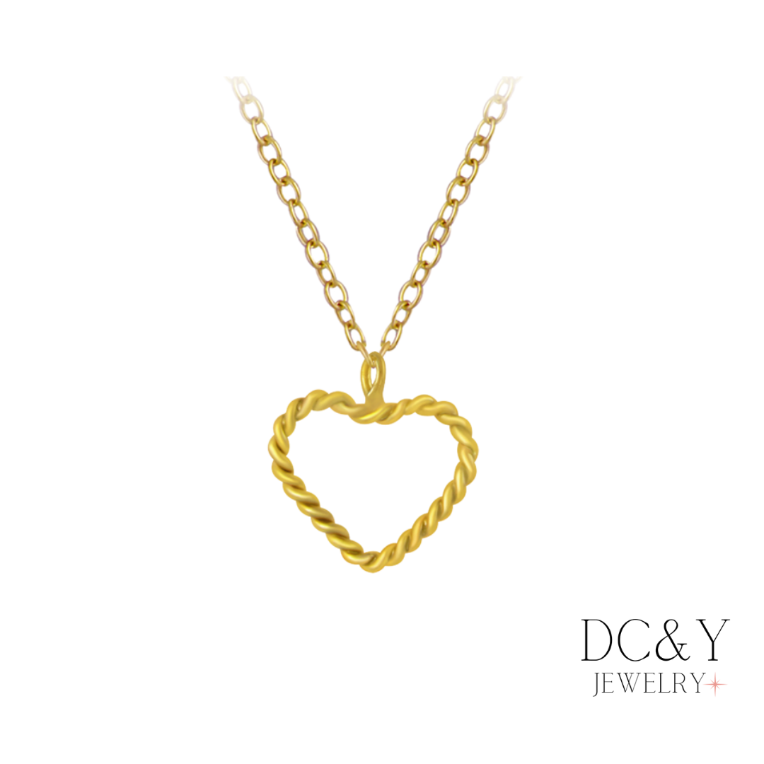 Collar De Corazón Trenzado
